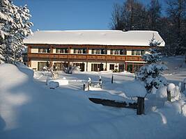 Unser Gästehaus im Winter